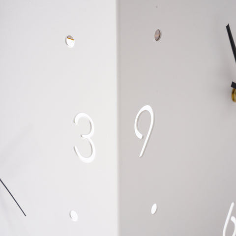 Double-sided Corner Wall Clock - HYPEINDAHOUSE